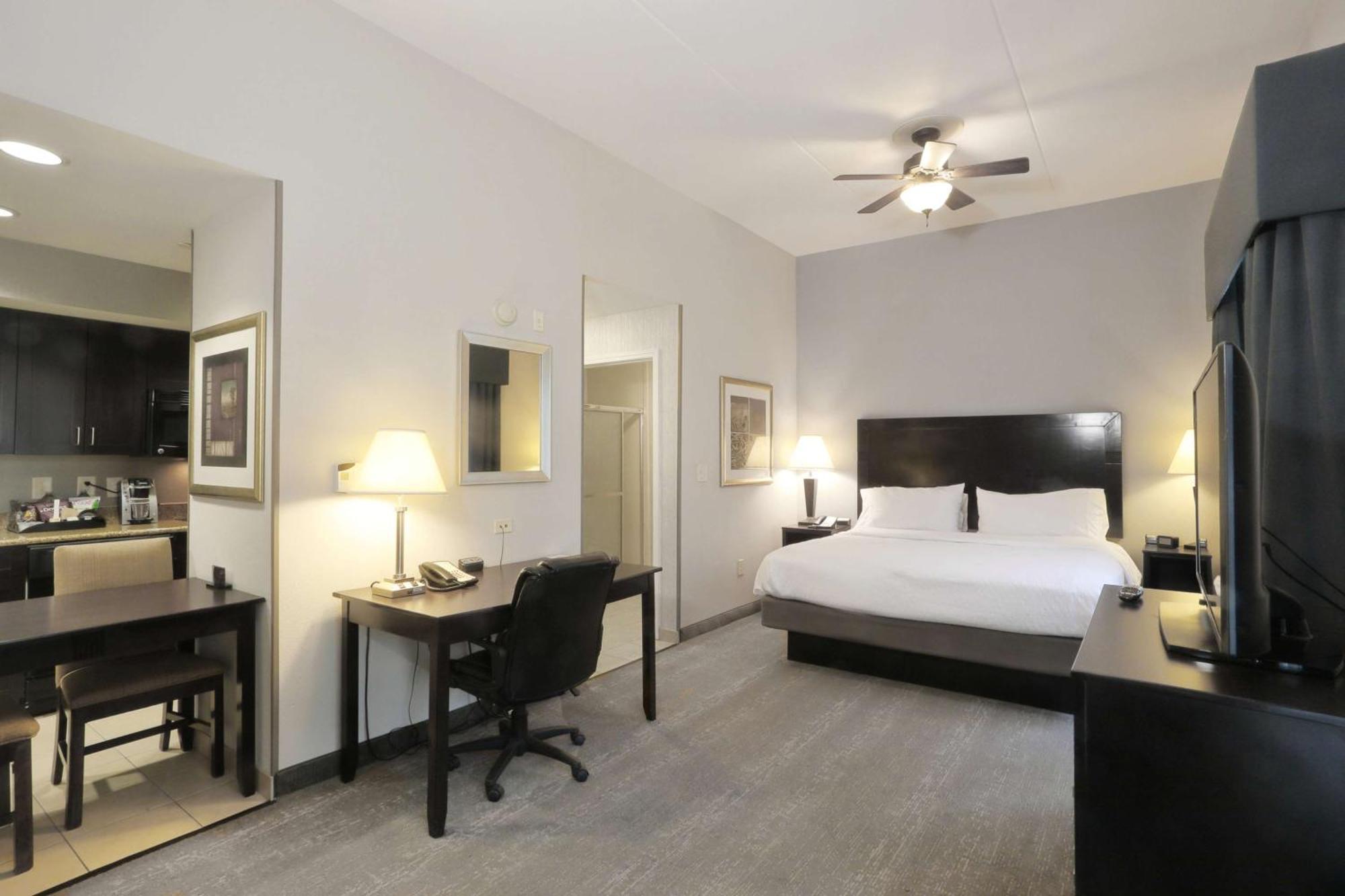 โฮมวูด สวีท บาย ฮิลตัน เบลแอร์ แมรีแลนด์ Hotel Belcamp ภายนอก รูปภาพ